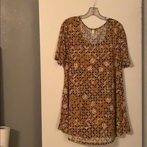 LuLaRoe Perfect T - XL
